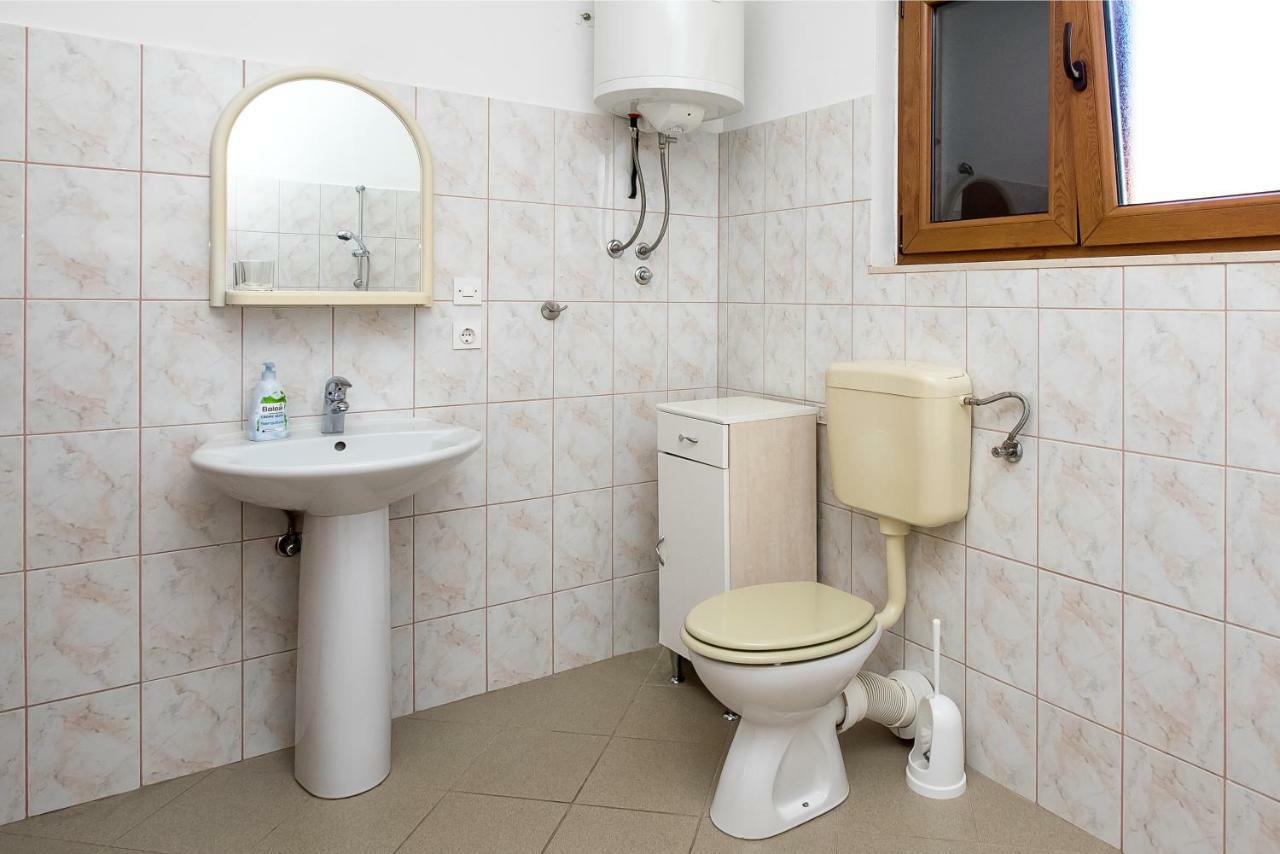 Apartment Olivera Трогір Екстер'єр фото
